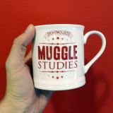 Taza clásica Muggle studies, Harry Potter