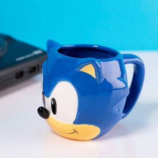 Taza con relieve del erizo Sonic, de SEGA
